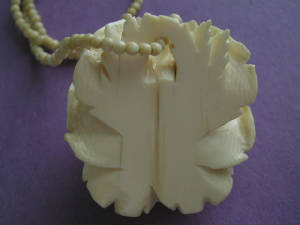 IvoryRoseNecklace8.6.JPG