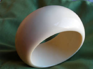 webassets/Ivoryframe1.1_142.jpg